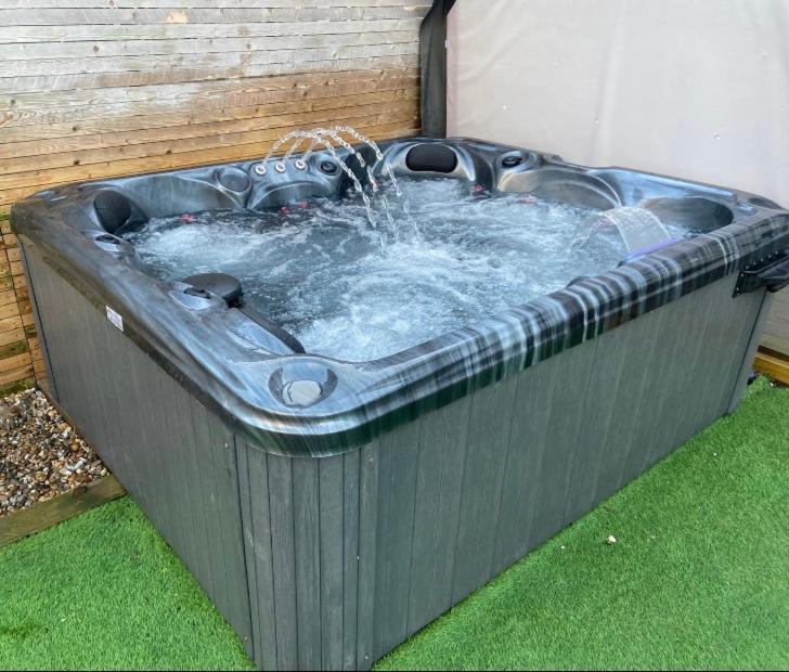 No40Barmouth-Modern,Spacious&Hot Tub Eksteriør billede